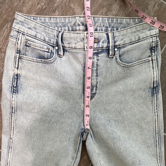 White House Black Market Light 80’s wash high rise Jeans NEW - Picture 9 of 10